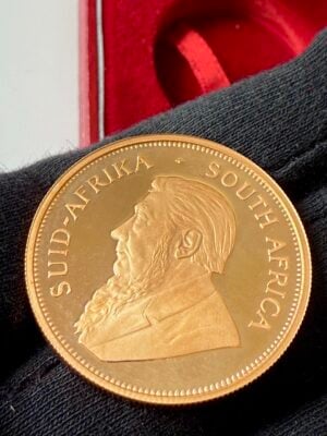 Krugerrand del Sud Africa 1998 1oz oro Proof con custodia COA111_4 Kruegerrand del Sud Africa del 1998 da 1 oz in oro proof con custodia COA111