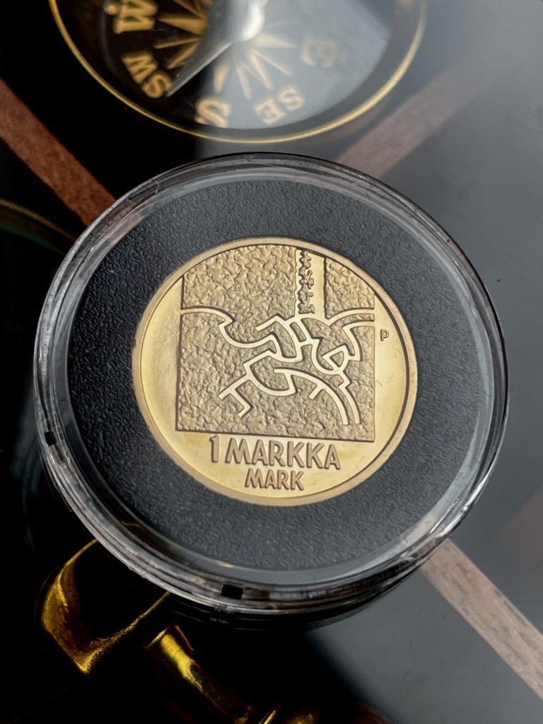 Финляндия 1 золотая марка 2001 г.