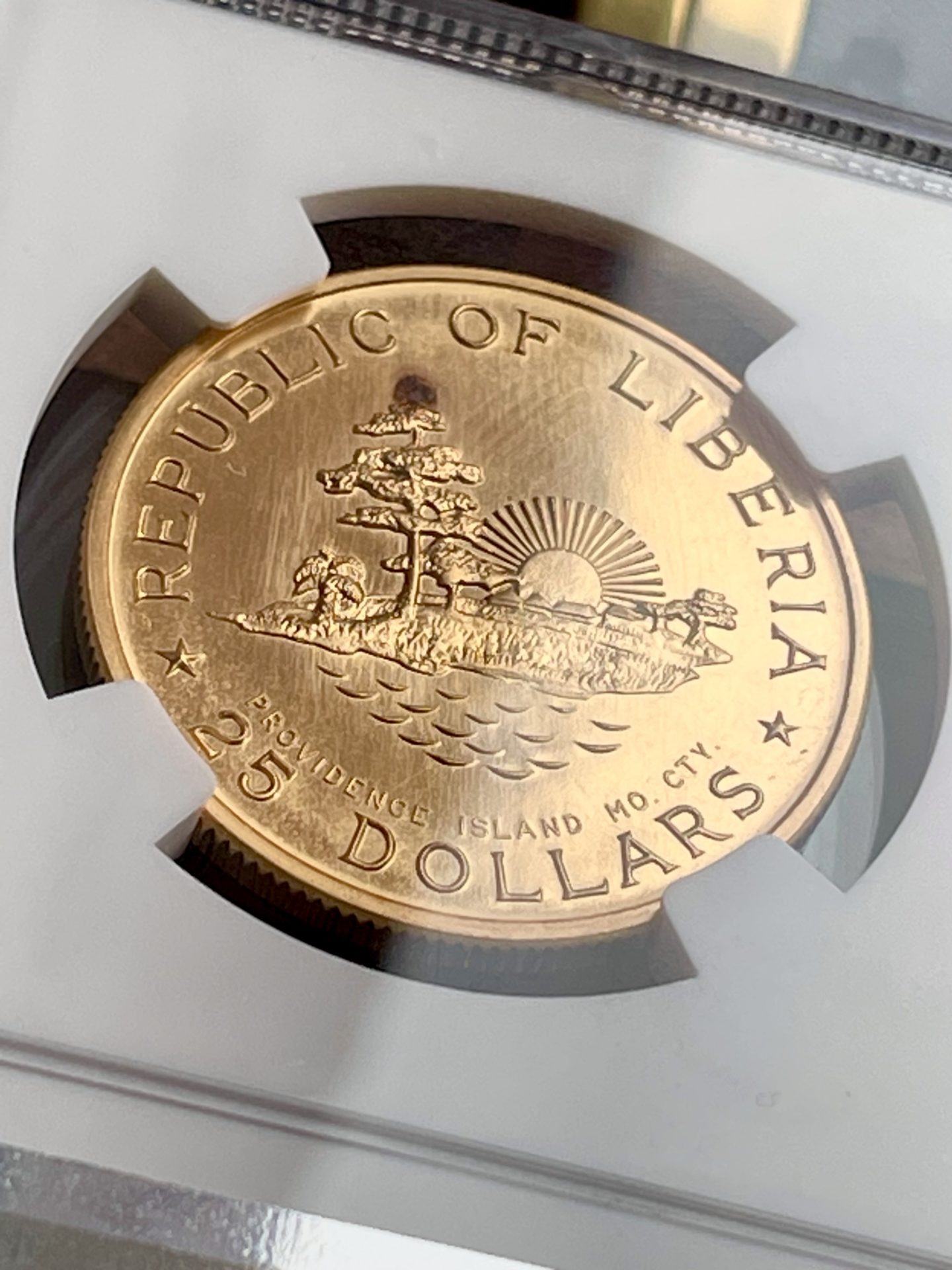 Либерия — золото за 25 долларов — 1965 B — Табман — 70 лет со дня рождения — MGC MS68