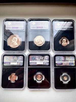 Krugerrand 2017 – 50e anniversaire – Premières sorties – Coffret Prestige 2 Coffret prestige Krugerrand 2017, première édition du 50e anniversaire