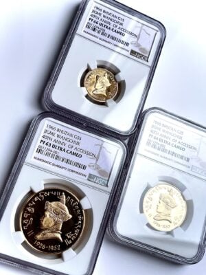 不丹色敦晋美多吉登基40周年证明套装NGC