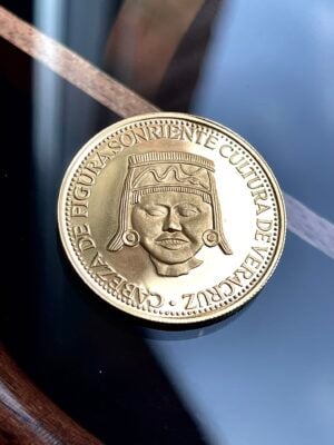 Paraguay 1973 1500 Guaranies Veracruz Cultura Scultura Oro