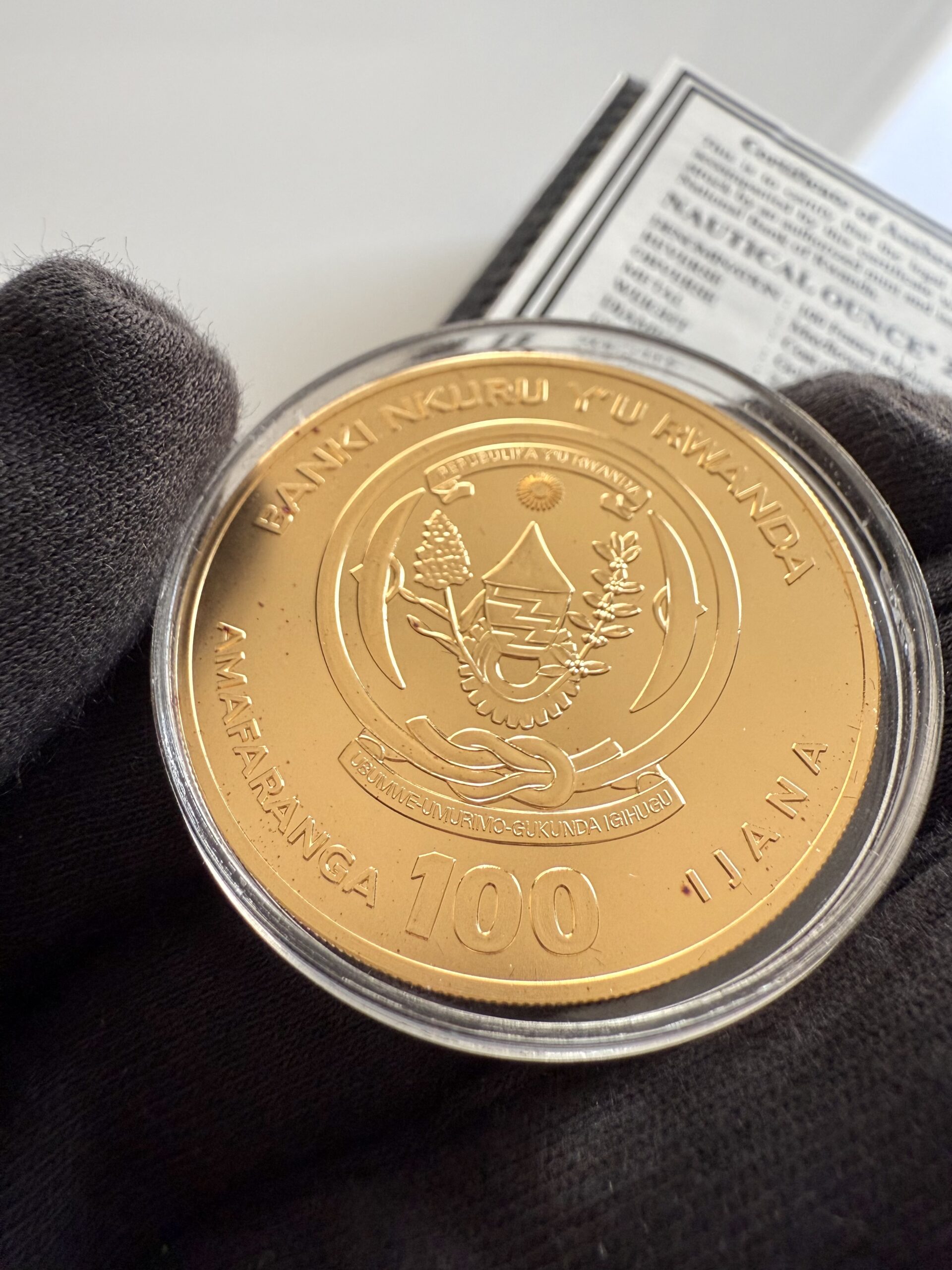 Oncia nautica del Ruanda Mayflower 1oz oro 2020