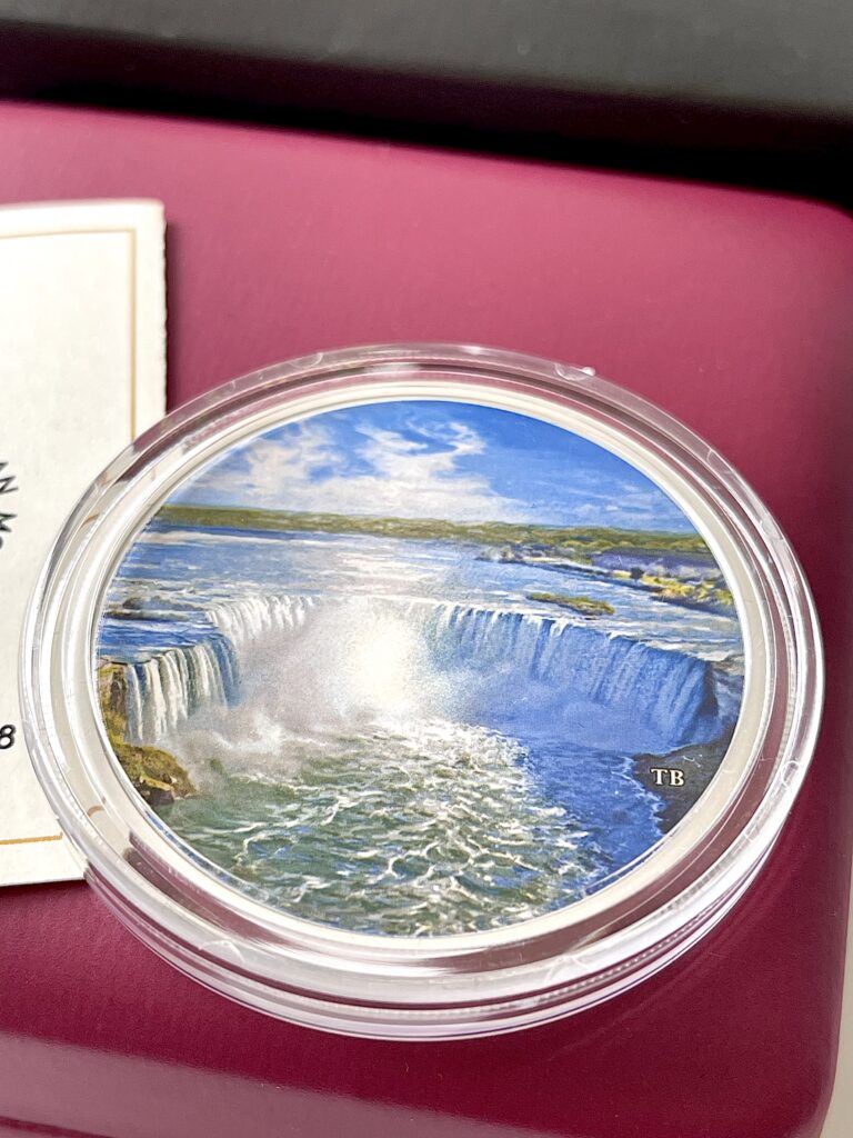 Canada 2018 30 Dollari Fuochi d'artificio Cascate del Niagara Moneta d'argento da 2 once Blacklight