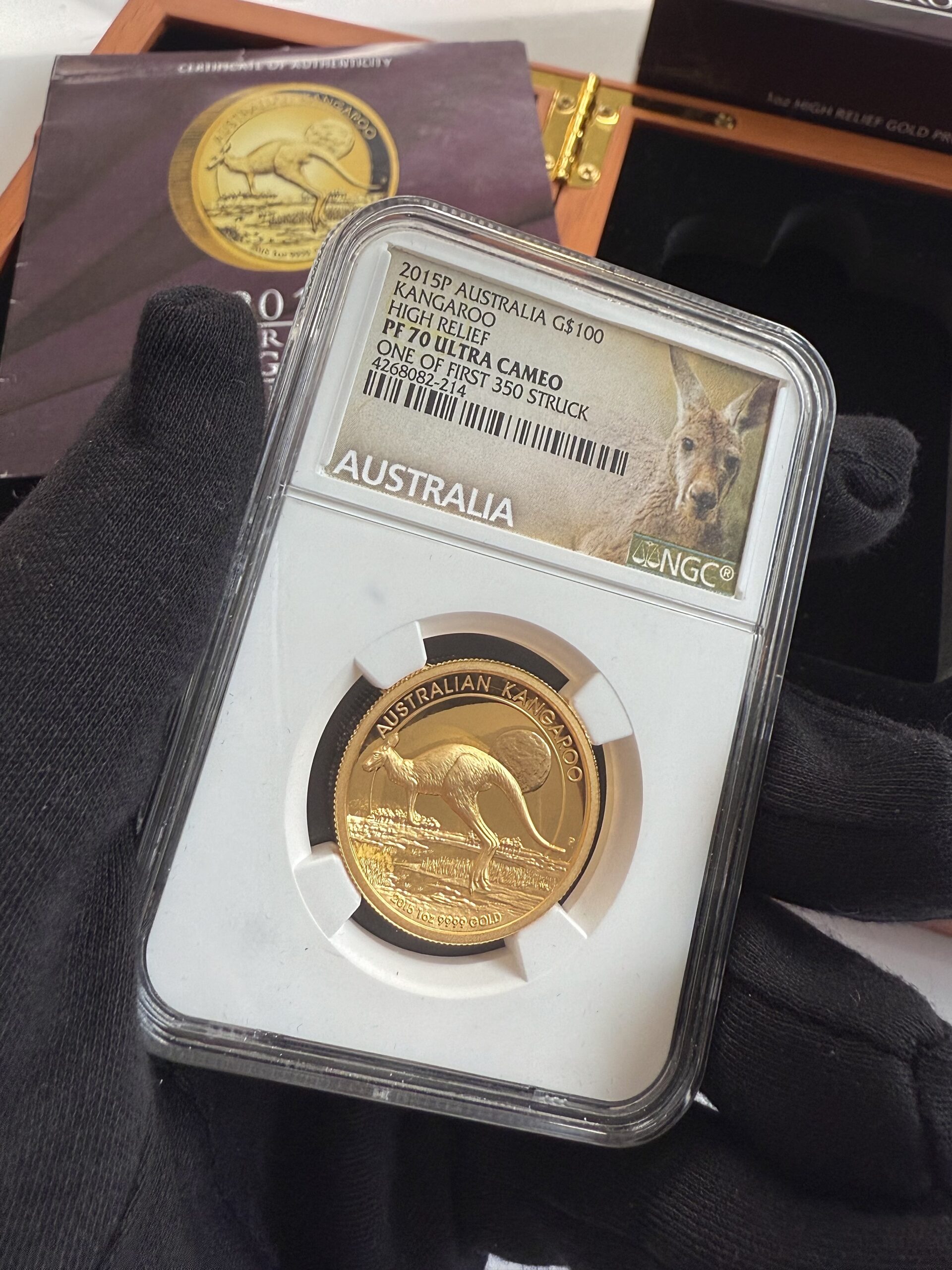 澳大利亚2015 年金袋鼠1 盎司高浮雕|PF70 NGC