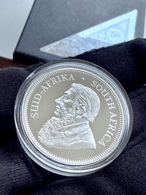 克鲁格朗-铂金-2017-50J-proof_4 2017 克鲁格兰 1 盎司精制 50 周年跳羚铂金币