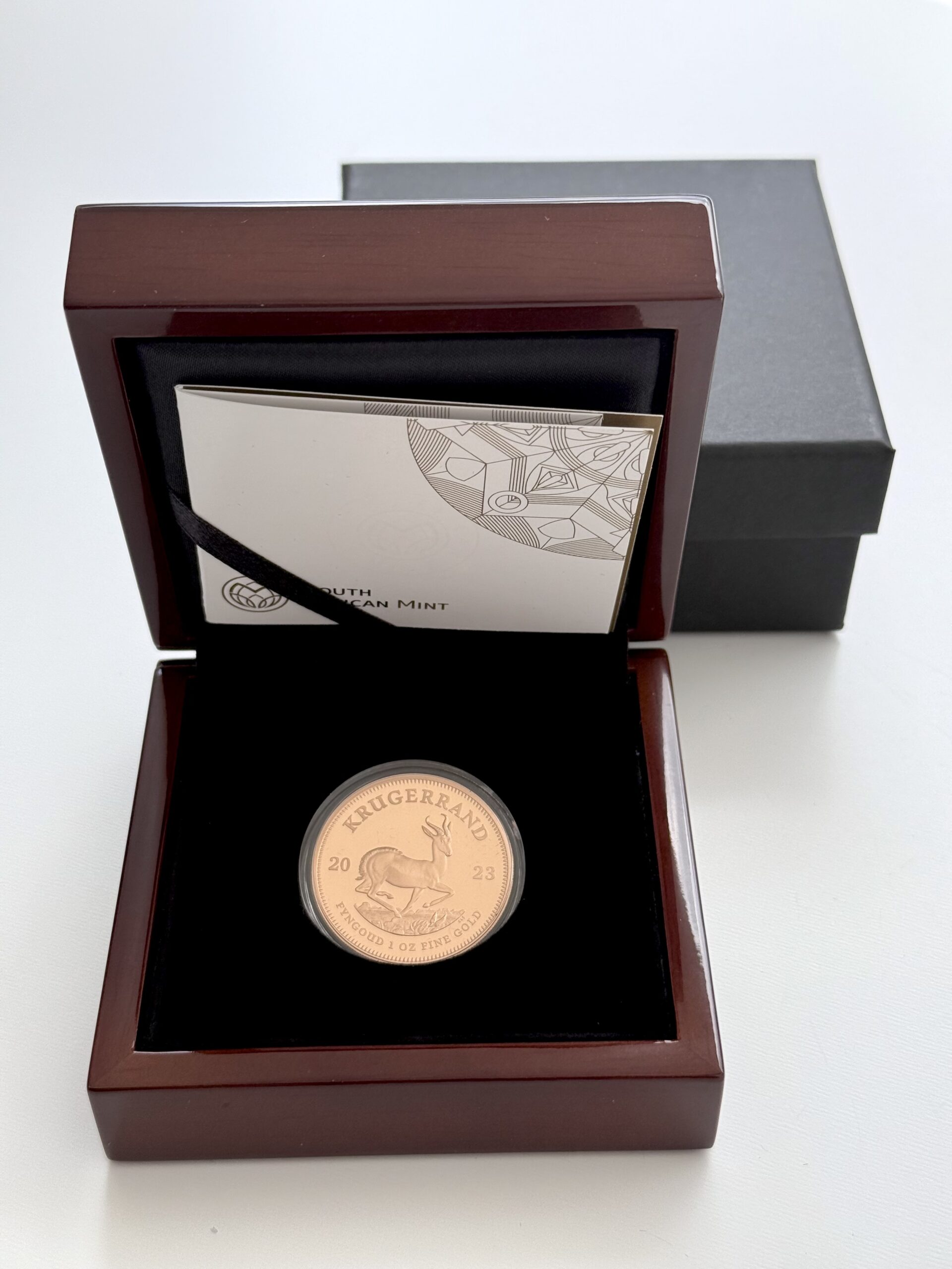 Kruegerrand–2023–1 oz de oro a prueba_3 Krugerrand 2023 – Moneda de oro de 1 oz en calidad proof