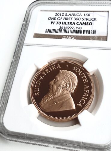 Крюгерранд 2012 года весом в 1 унцию, золотой пруф — одна из первых отчеканенных монет, сертифицированная NGC PF70 UCAM.