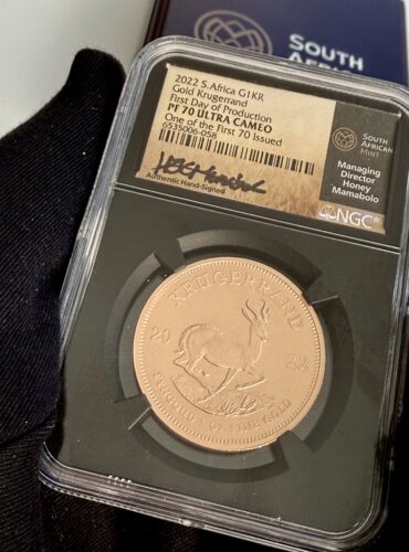 Krugerrand del Sud Africa 2022 da 1 oz in oro Proof NGC PF70 Ultra Cameo con certificato n. 063