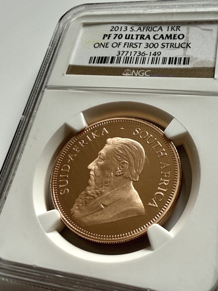 Krugerrand de Sudáfrica 2013 – Moneda de oro de 1 oz, NGC PF70 UCAM en soporte