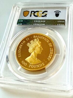 jersey-1990-100-pounds-the-battle-of-britain-50th-anniversary-1oz-gold-proof-pcgs-pr69-dcam_2 Jersey 1990 100 Pounds Battle of Britain 1 oz Gold Proof PCGS PR69DCAM im transparenten Halter