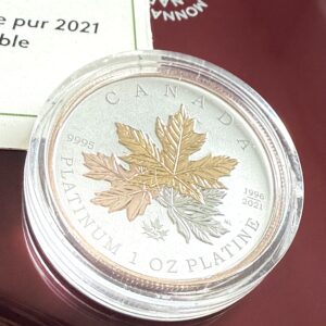 Kanada 2021 1 oz Platinmünze Maple Leaf Forever mit teilvergoldeten Ahornblättern in Kapsel auf RCM Etui