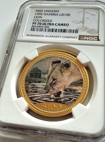 Namibie 1995 100 Dollars Miss Univers Pièce d'or couleur lion NGC PF 70 Ultra Cameo sous étui