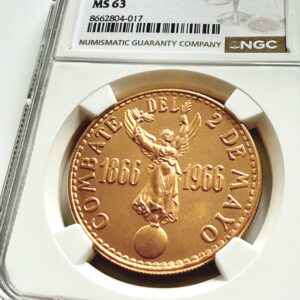 Peru 1966 100 Soles Goldmünze „Naval Battle Centennial“ in NGC Halter, bewertet mit MS63.