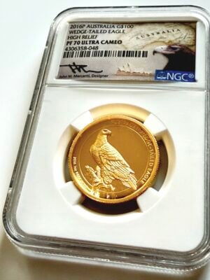 Australie 2016 100 Dollars Aigle à queue en coin 1 oz Or Belle Épreuve Haut Relief sous étui NGC PF70 Ultra Cameo avec étiquette signée par John Mercanti
