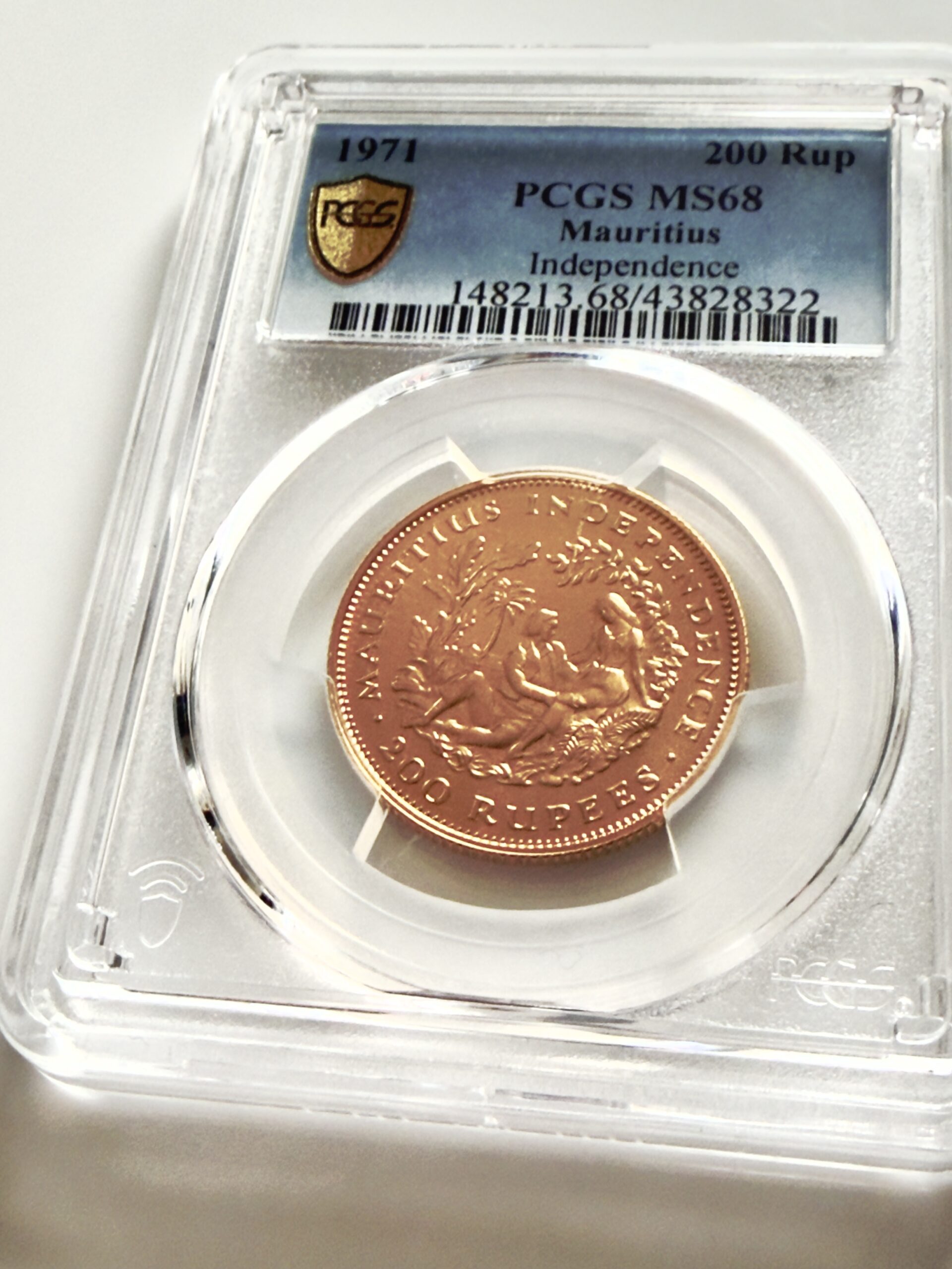 mauritius-1971-200-rupees-independence-gold-pcgs-ms68_1 Mauritius 1971 - 200 Rupees Gold - Independence - PCGS MS68 - zertifiziert in PCGS-Slab mit blauem Label