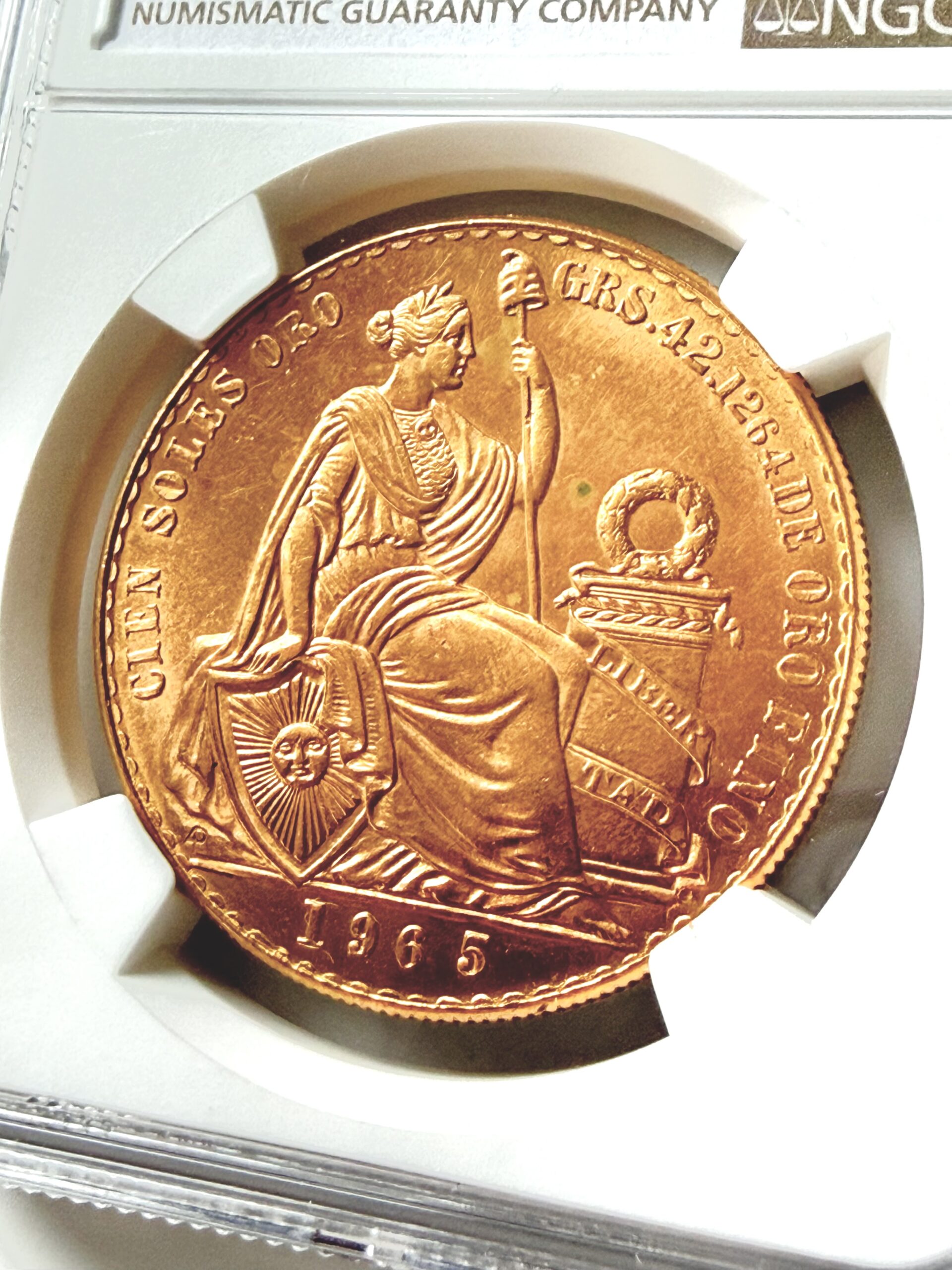 秘鲁- 1965年- 100 Soles - 坐姿自由队- 9局倒置5局