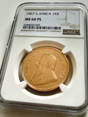 南非克鲁格兰1967年,1盎司金样质质NGC MS66 PL,原装保留。