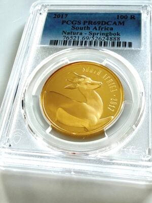 Moneta d'oro Natura Springbok del Sud Africa 2017 con ritratto di Springbok, valore nominale 100 Rand, 1 oncia d'oro, qualità Proof, certificata PCGS PR69 DCAM.
