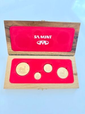 Sud Africa - Krugerrand - 1991 - Set Prestige Gold Proof - Scatola di legno SA Mint con fodera in velluto rosso e 4 monete (1 oz, 1/2 oz, 1/4 oz, 1/10 oz)