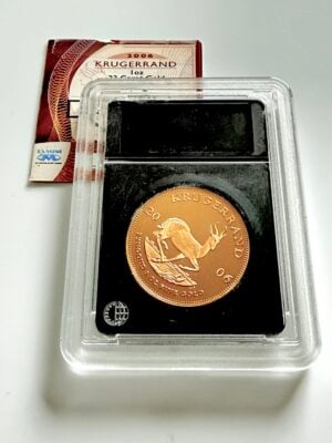 克鲁格兰德-2006-金-1盎司-认证-proof_2 一枚2006年克鲁格兰德,采用1盎司黄金,采用“认证证明”表面,安全存放在南非铸币厂(SAM)原厂板中。背景中你可以看到铸币厂的相应证书。