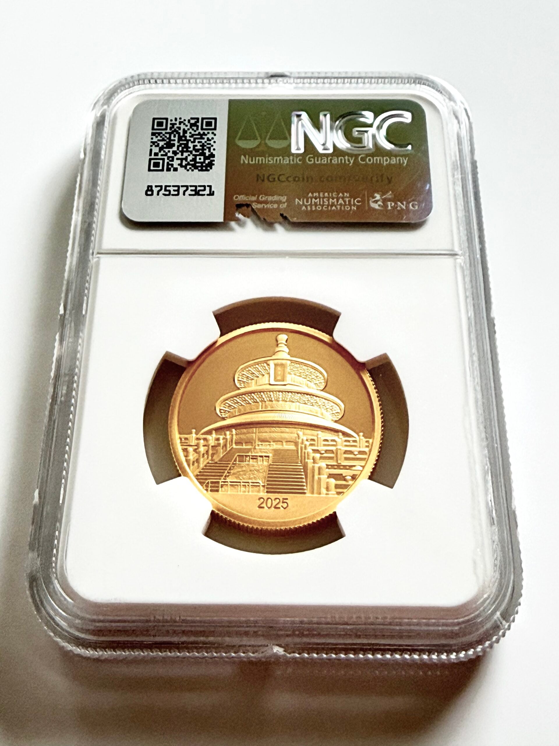 China - 2025 - New Year Celebration Panda - 1 oz Gold - Proof