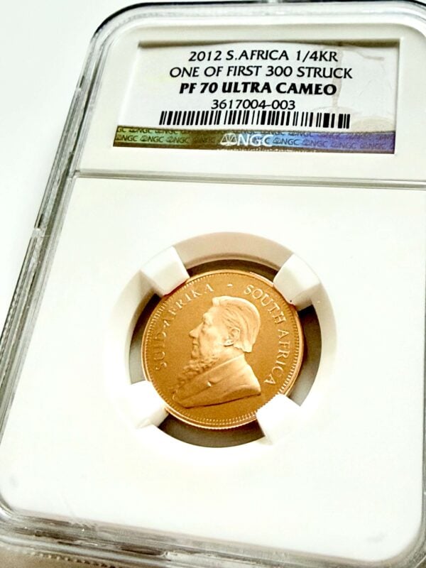 Moneta commemorativa Krugerrand da 1/4 di oncia in oro, versione Proof, NGC PF70 Ultra Cameo sul dritto, con ritratto di Paul Kruger.