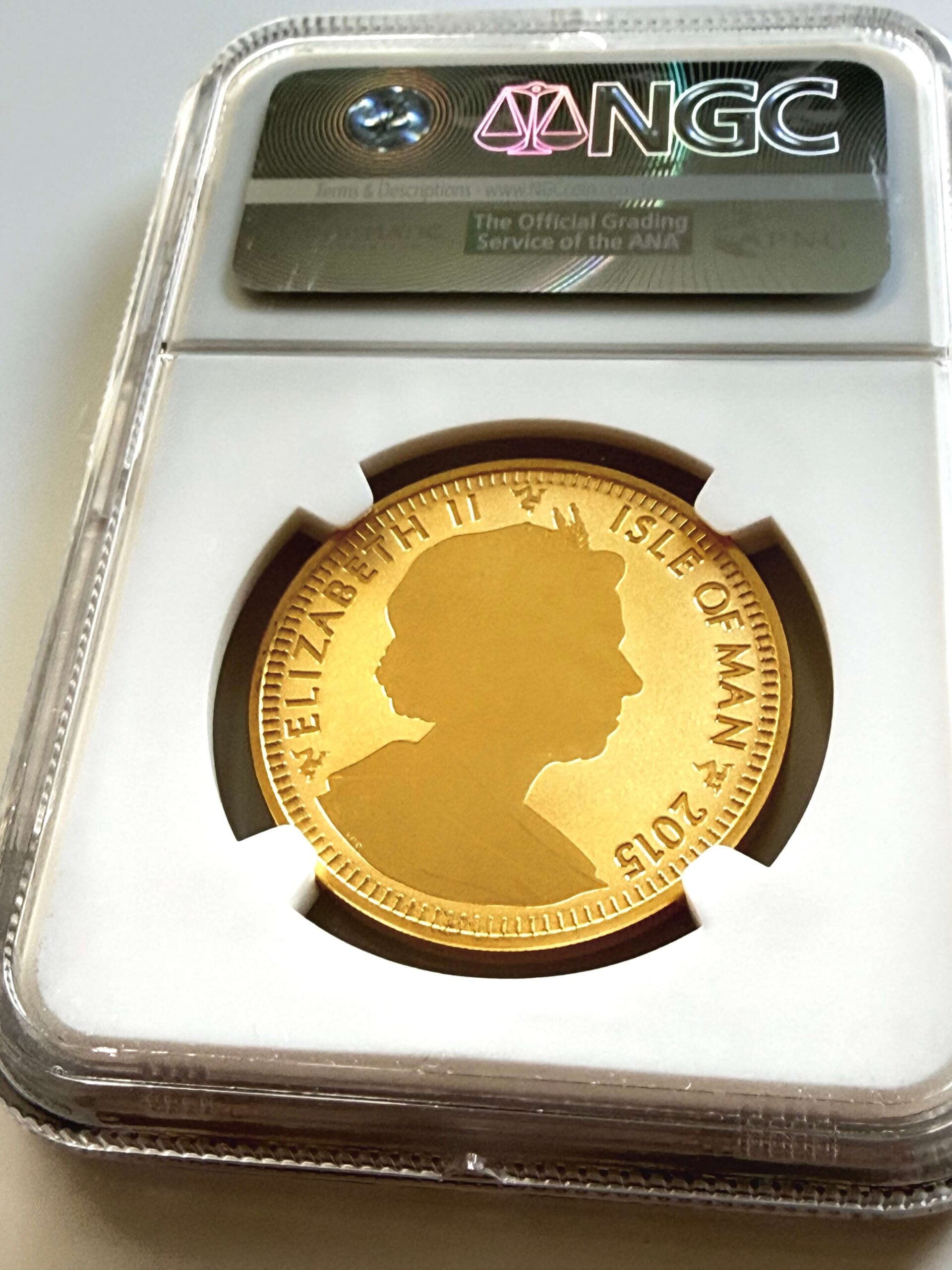 Isle of Man 2015 Angel 1 oz Gold Incuse Design featuring Queen Elizabeth II.